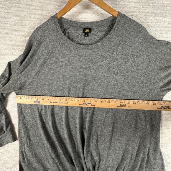 Lee Womens 2X Gray Long Sleeve Top With Twist Front Minimalist Normcore Everyday - Picture 9 of 9